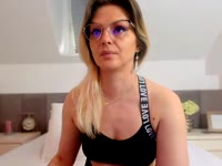 I am Cassidy, are you looking for a hot milf with a juicy clit, ready to come for you lots of times? I am a woman who likes to have fun and who enjoys the simple things in life. A good conversation is always a turn on. I like to explore my sexuality and I love when others do the same. I am a very open-minded woman who likes to play hard.