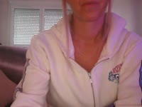 Sensual and sweet, I love when I feel myself becoming so excited. I love to share the moment and look at men cum is my best reward...