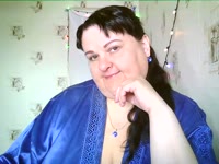 I am here to meet interesting, open people who know what they want) And it is interesting to spend free time together.
