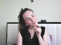 In my room I will be the way you see me, I love to dominate, and I also love to be a girl, if I like you, we will be pleased for a long time