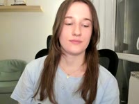 Hiii!! I am oliwia from netherlands, i am 20 years old and love to meet mature man who knows how to take care of young lady <3 if i like you, i can take care of you too!!#domina #lovegiving tasks