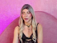 I am Samantha Ros, a trans guy with irresistible energy, playful and completely spontaneous. My presence doesn