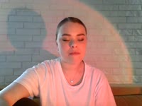 I’m a calm, open-minded and positive person who enjoys meaningful conversations and genuine connections. I appreciate respect, kindness and good energy. I’m easy to talk to, attentive, and I like creating a comfortable, relaxed atmosphere where people feel welcome and appreciated.