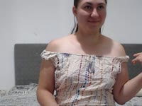 hello i love to have a nice talk and also a good play share u fantasies and we can make them feel real
