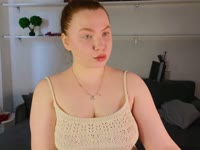 Welcome to my passionate world! I am jessica, a curvy girl with big and beautiful tits and an appetizing ass for whom I am ready to sit on your lap at any moment, ready to fulfill your innermost desires. In my shows you will find: hot dancing, interactive toys, intimate chat and incredible moments of pleasure.