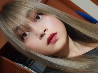 camgirl photo MercellaMorelli