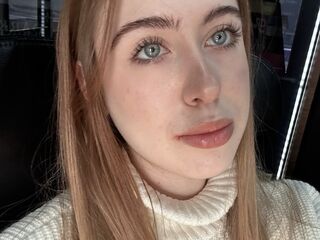 camwhore spreading pussy SophiaToornet