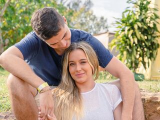 camcouple livesex AngelaMax
