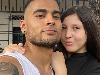 fucking web cam couple liveshow IsaAndLeo