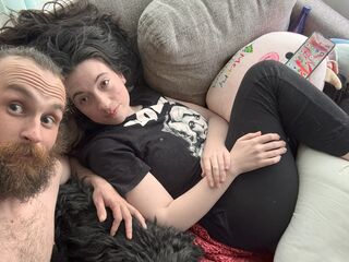 camcouple playing with sex toy JBONEzz