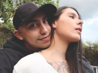 adult couple sex cam VeronicaandAlan