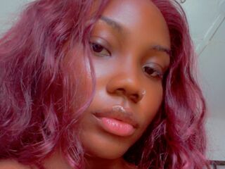 squirting webcamgirl AniMaculey