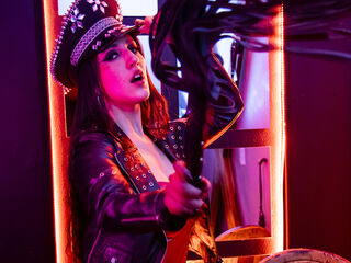 bdsm web cam girl CleodoraNoir