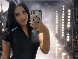 bizarre live sex cam EmilyDaring