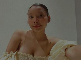 rubber fetish cam ThianaGrace