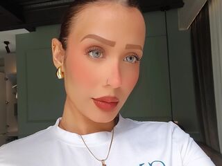 cam whore live AdrianaRossetti