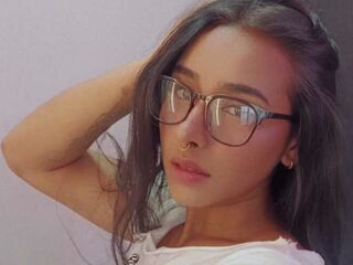 naughty cam girl masturbating AlmaGrase