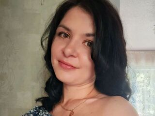 naked girl with webcam masturbating with vibrator AmandaFleur