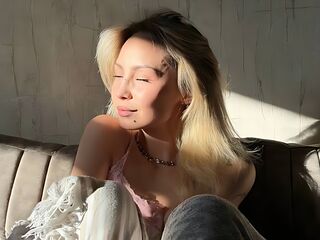 naked webcam girl picture AmberGrin
