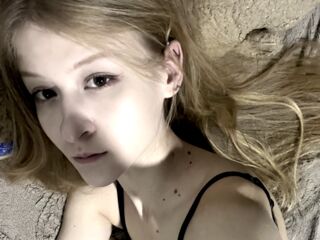shaved pussy web cam AngelaSoft