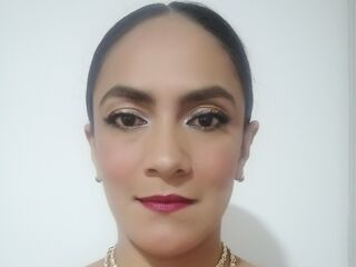 cam whore AntonellAdiosa