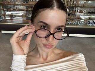 cam girl video AriaMonro