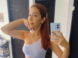 naked cam girl AriaRowan
