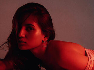 hot camslut AsyaBrooks