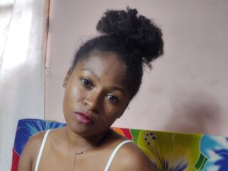 free live webcam picture AvelineMboty