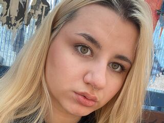 nude cam pic BarbaraWellsmith