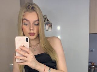 naked camgirl masturbating with dildo BonnieBlake
