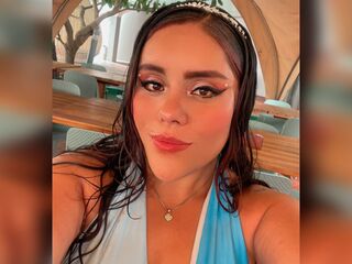 camwhore masturbating CamilJoness
