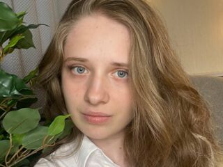 live porn web cam CamillaKelly