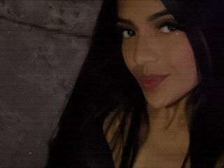 girl webcam CamyRoux