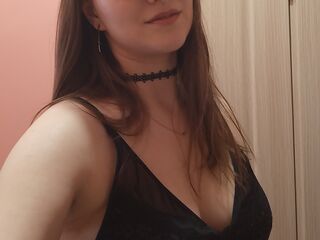 hot cam girl spreading pussy CaramelCharm