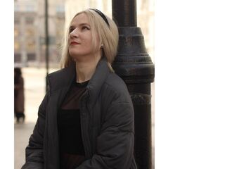 camgirl webcam pic CarinGoodwin