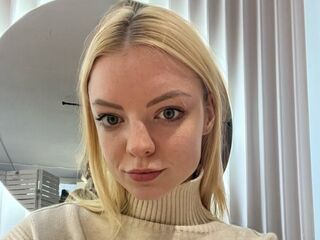 closeup pussy cam CarlenePattie