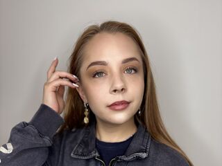 adult videochat room CaseySalizar