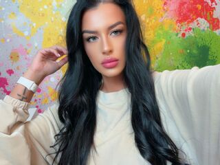 camwhore shaving pussy CasianaBlue