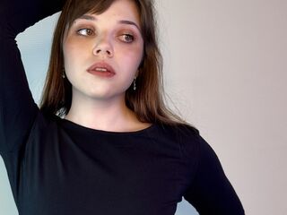 online chat ChrissyHolgerson
