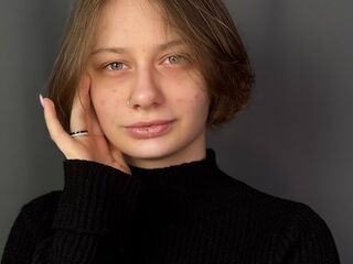 naked cam chatroom CoraLamon