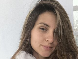 free nude webcam show DanaRoman