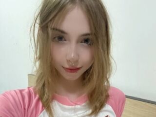 fingering girl chatroom DaniGlow