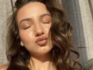 hot cam play DinaSweeny