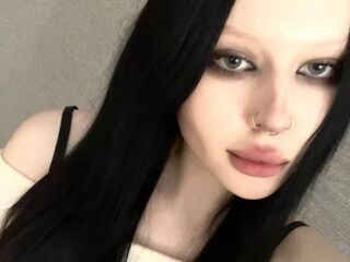camgirl photo DonaRoberts