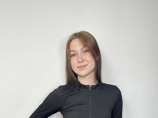 sex cam DoraAsai
