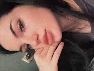 naked webcam girl masturbating DorettaGirling