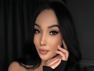 cam whore EmilyCorralos