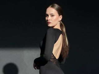 shower sex webcam EmilyGiffin