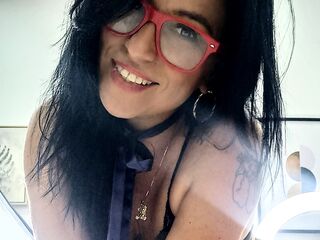 webcam hooker EmliySuaz